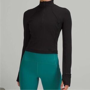 It's Rulu Half a zip NWT size 8 black